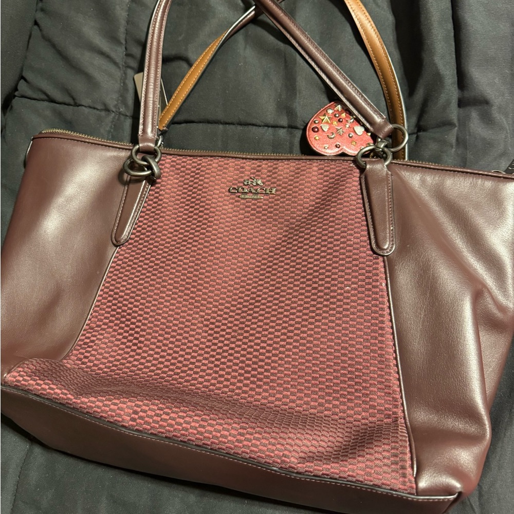 Coach Purse - Picture 2 of 3